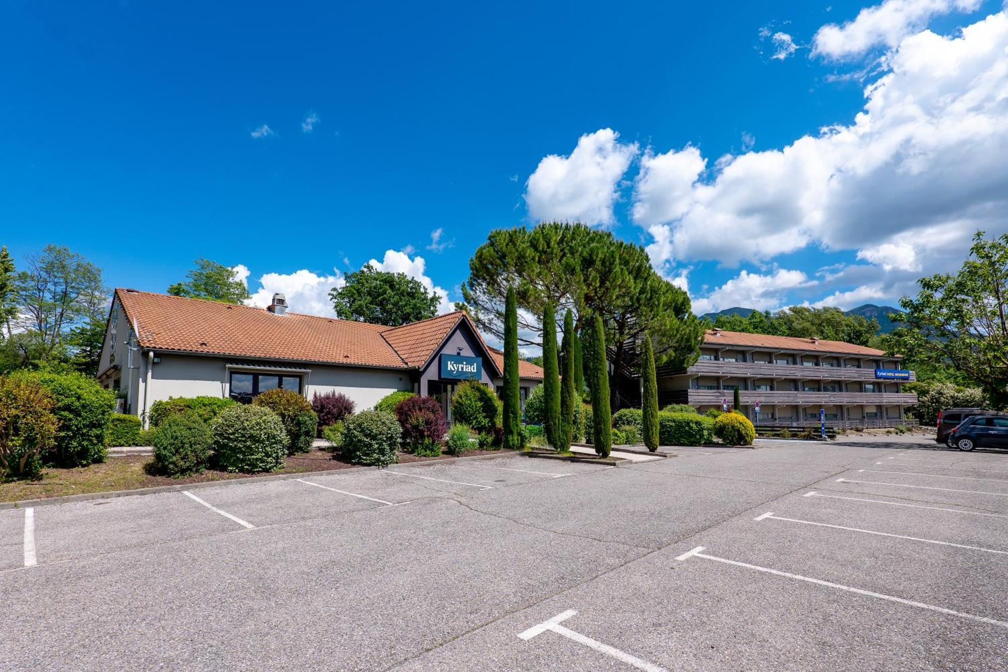 Kyriad Digne-Les-Bains Exterior foto