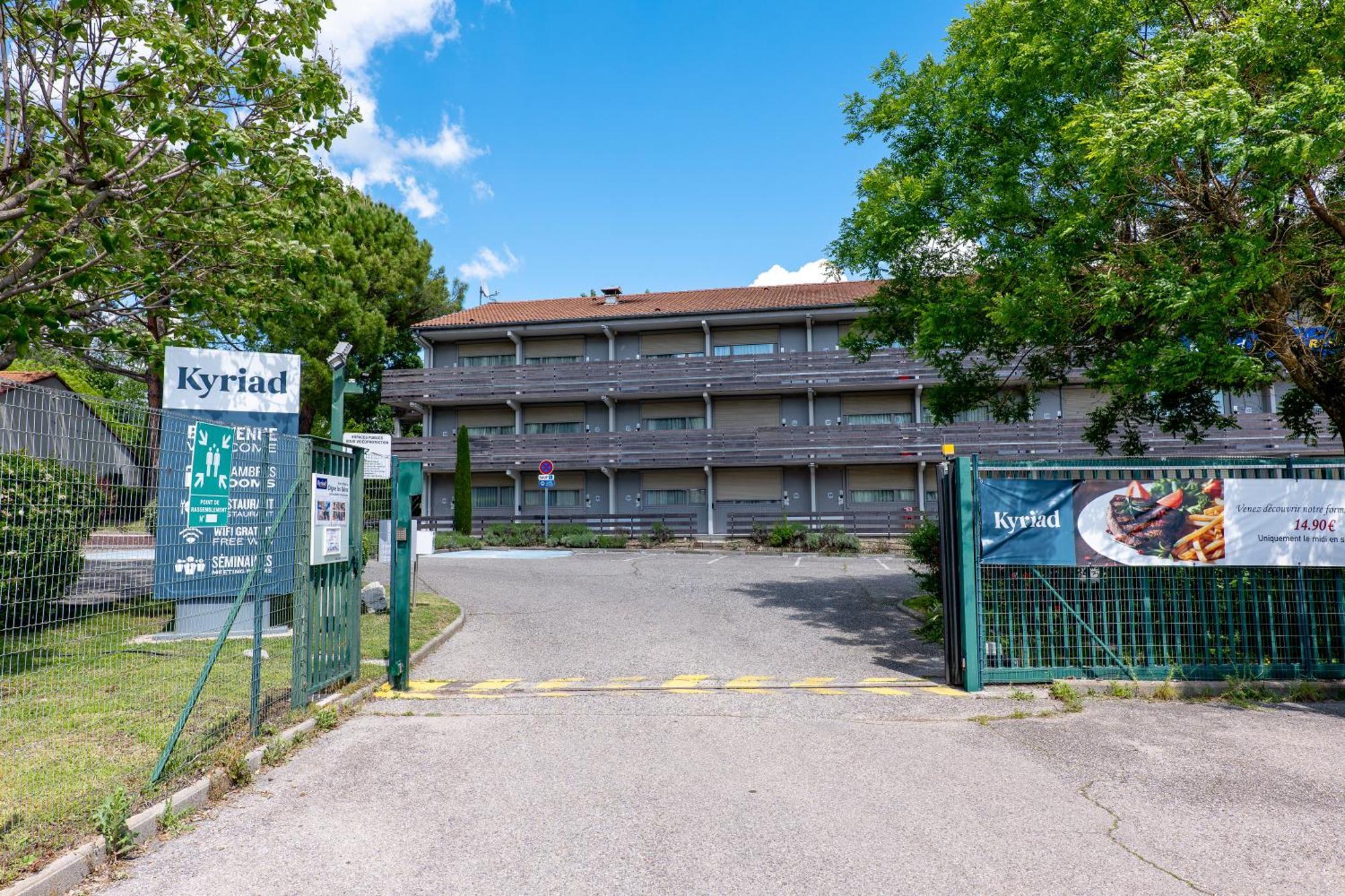 Kyriad Digne-Les-Bains Exterior foto